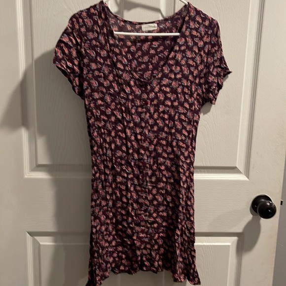 Spring dress - Picture 2 of 4